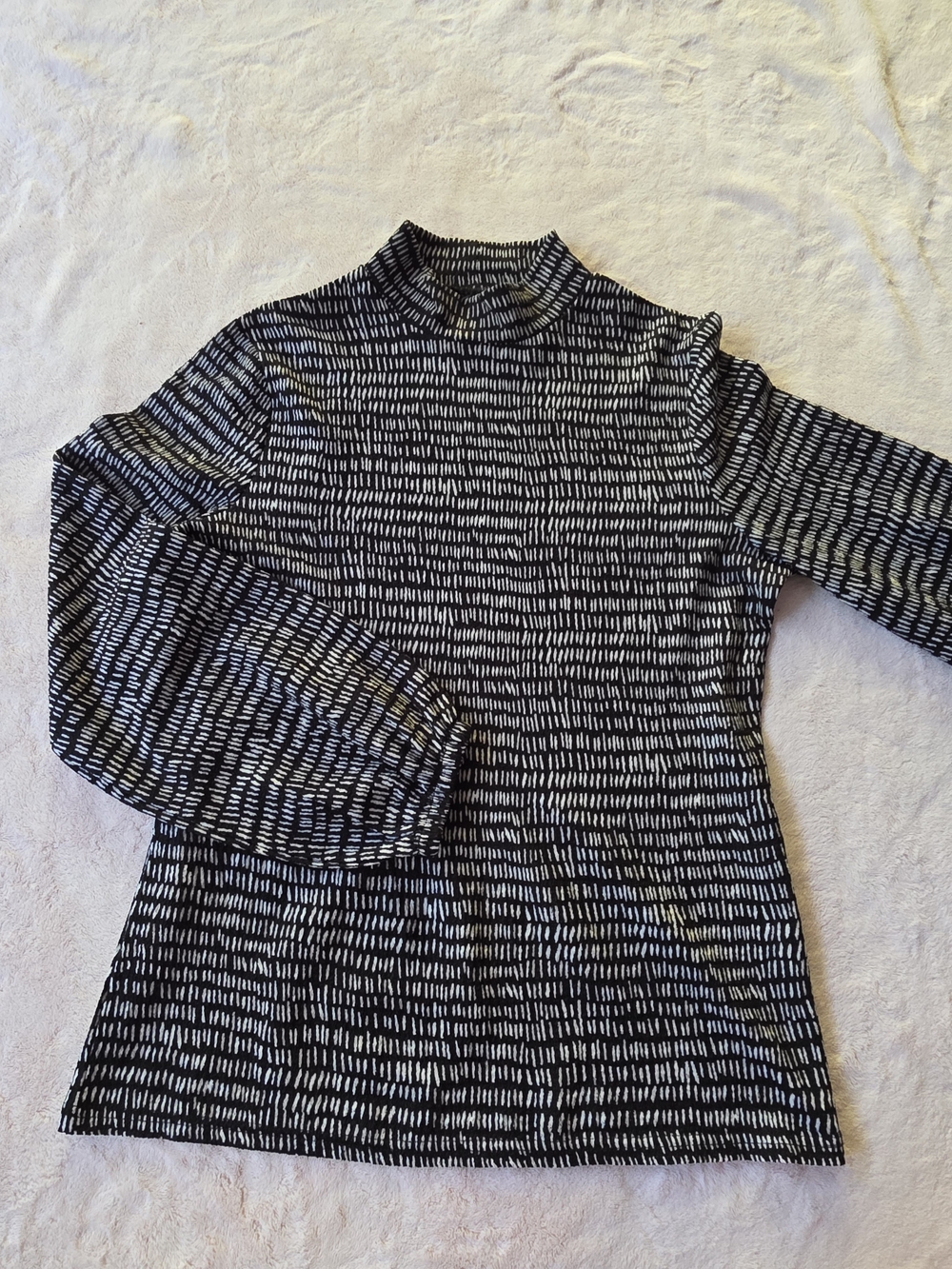 Women's Black and White Cowl-Neck Patterned Sweater